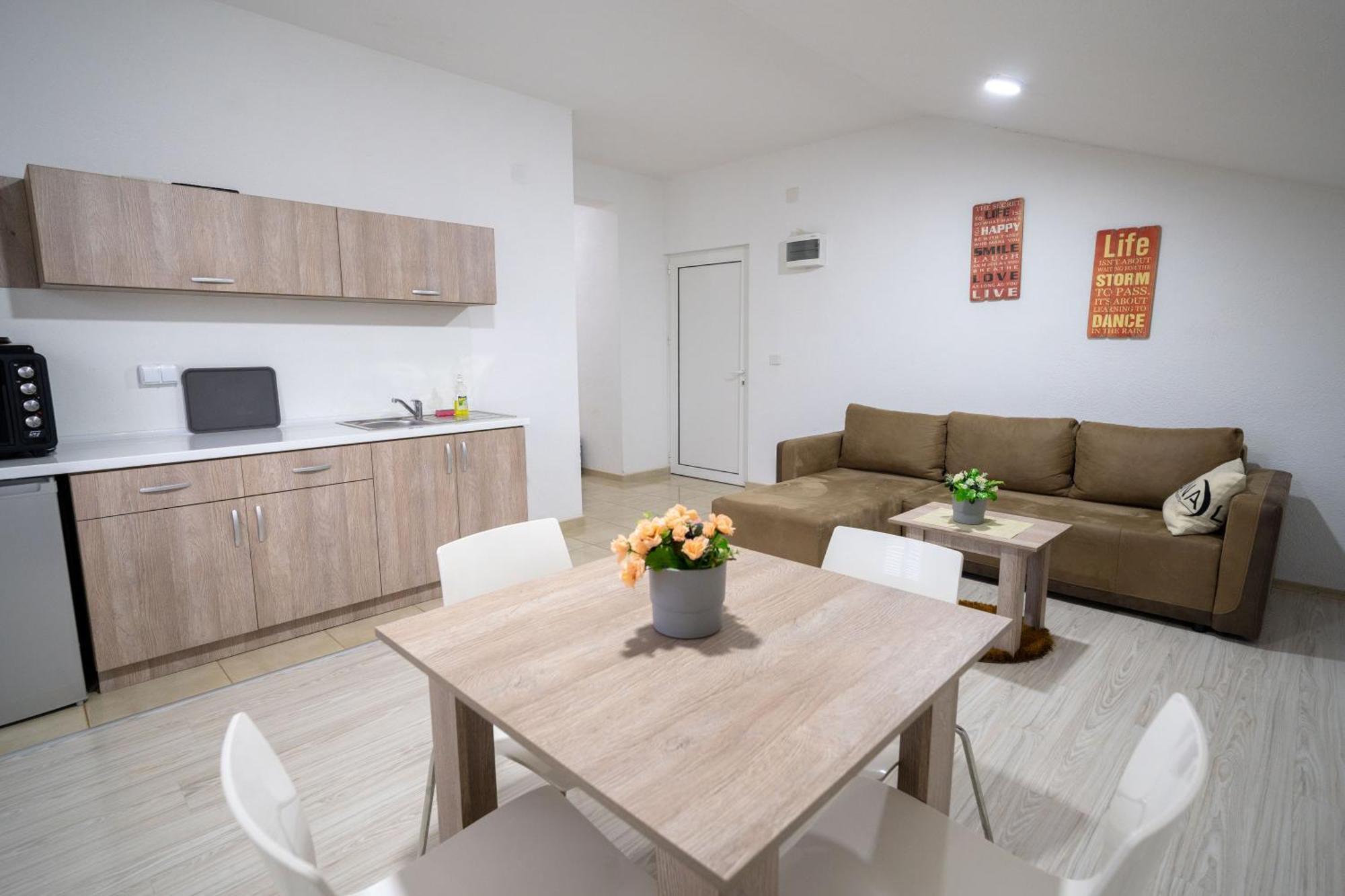 Luna Apartments Γευγελή Εξωτερικό φωτογραφία