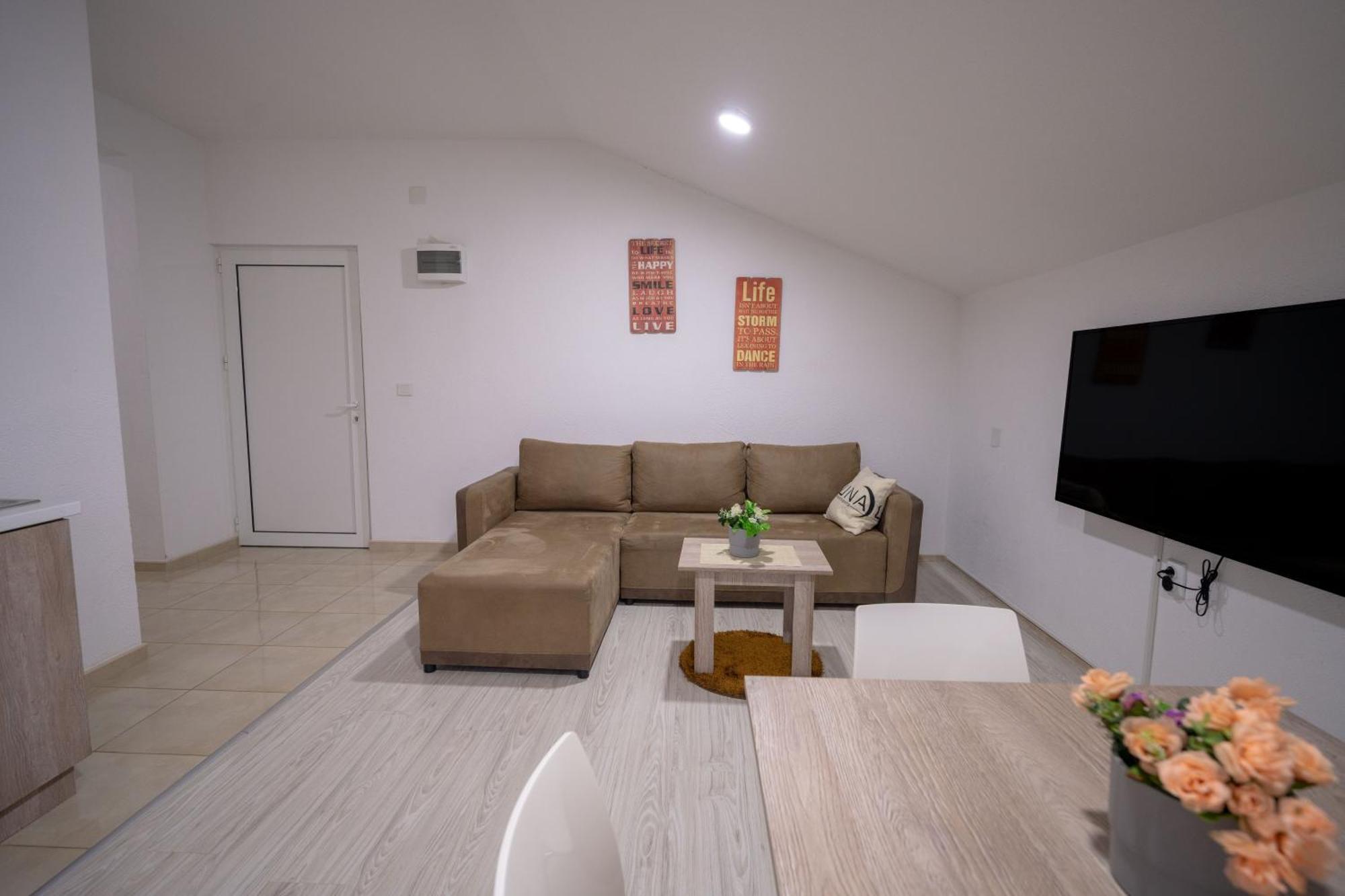 Luna Apartments Γευγελή Εξωτερικό φωτογραφία